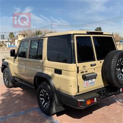 تويوتا لاند كروزر 76